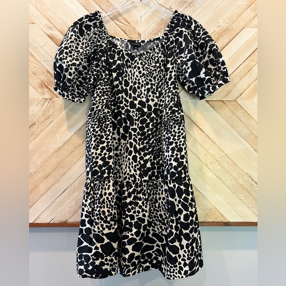Who What Wear Animal Print Tiered Puff Sleeve Dress Size S - Picture 1 of 6